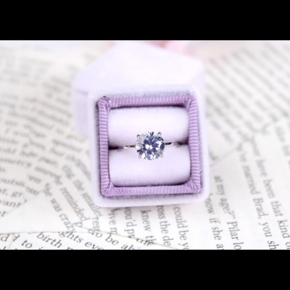 Velvet and Grosgrain Ring Box in pale lavender. Oval, Square,Octagon, Circle - Picture 3 of 6